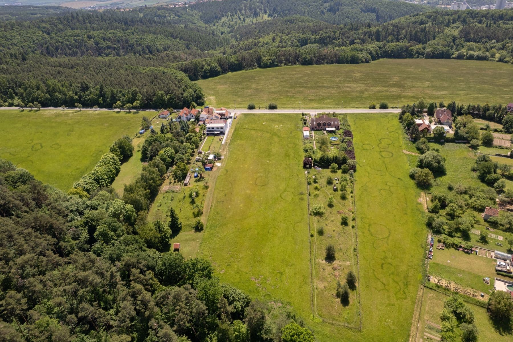 Predaj pozemku 3.101 m², Hostěnice, Jihomoravský kraj Predaj pozemku 3.101 m², Hostěnice, Jihomoravský kraj