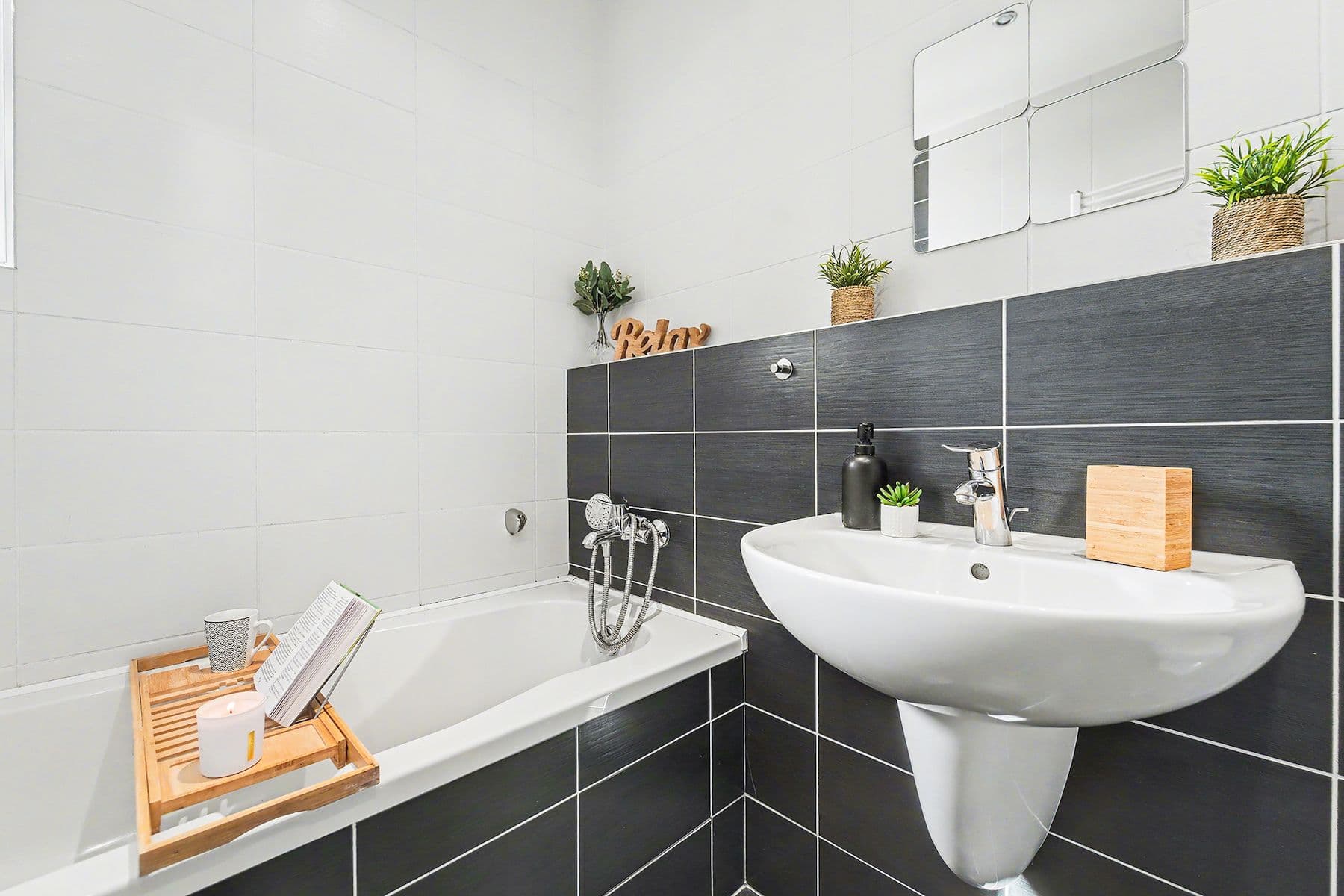 Predaj bytu 2-izbový 49 m², Strakošová, Praha, Praha Predaj bytu 2-izbový 49 m², Strakošová, Praha, Praha