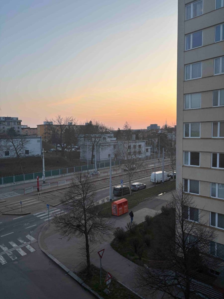 Prenájom bytu 1-izbový 21 m², Hartigova, Praha, Praha Prenájom bytu 1-izbový 21 m², Hartigova, Praha, Praha