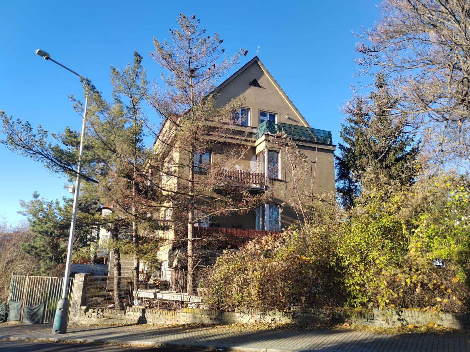 Prenájom bytu 3-izbový 88 m², Kladenská, Praha, Praha Prenájom bytu 3-izbový 88 m², Kladenská, Praha, Praha