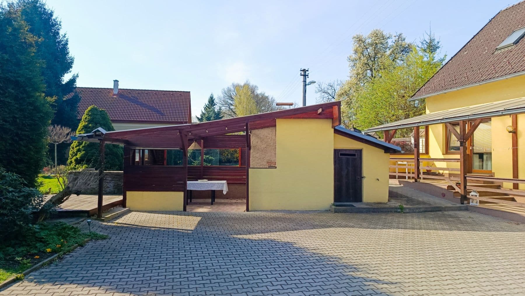 Predaj domu 206 m², pozemek 1.450 m², U Dálnice, Říčany, Středočeský kraj Predaj domu 206 m², pozemek 1.450 m², U Dálnice, Říčany, Středočeský kraj