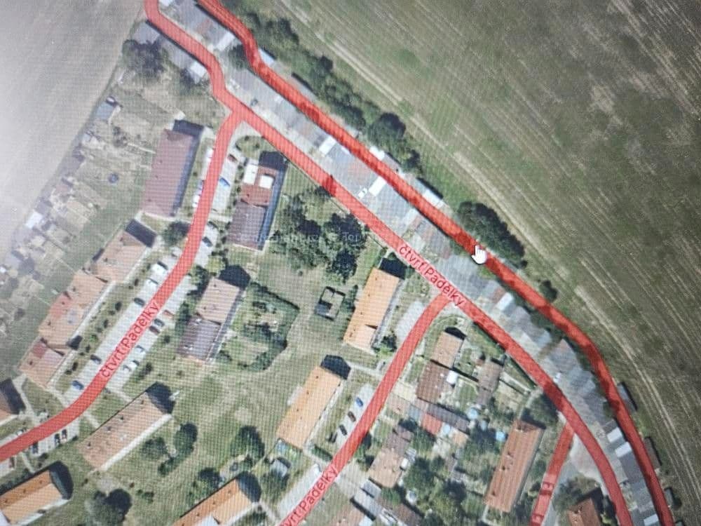Prenájom garáže 22 m², Zbýšov, Jihomoravský kraj Prenájom garáže 22 m², Zbýšov, Jihomoravský kraj