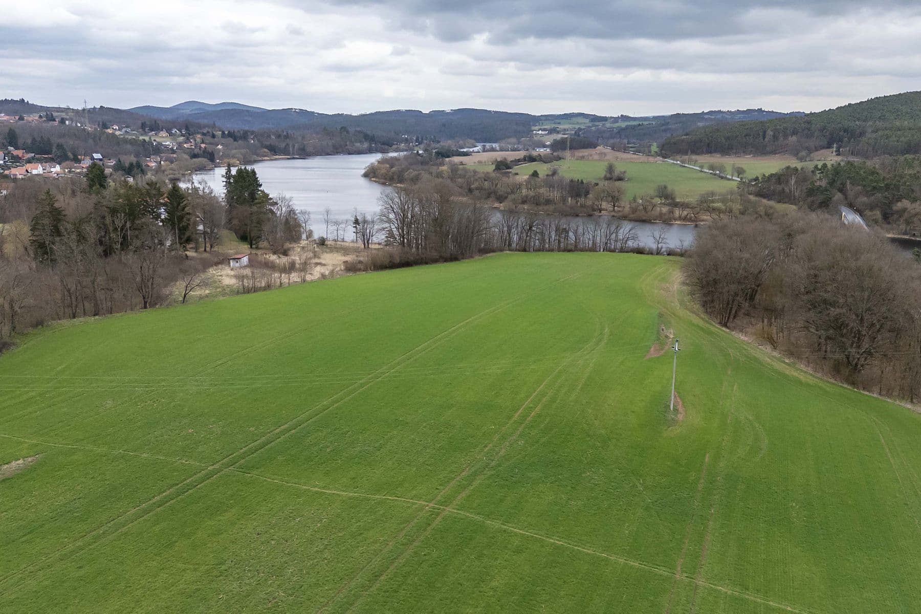 Predaj pozemku 34.543 m², Hřiměždice, Středočeský kraj Predaj pozemku 34.543 m², Hřiměždice, Středočeský kraj