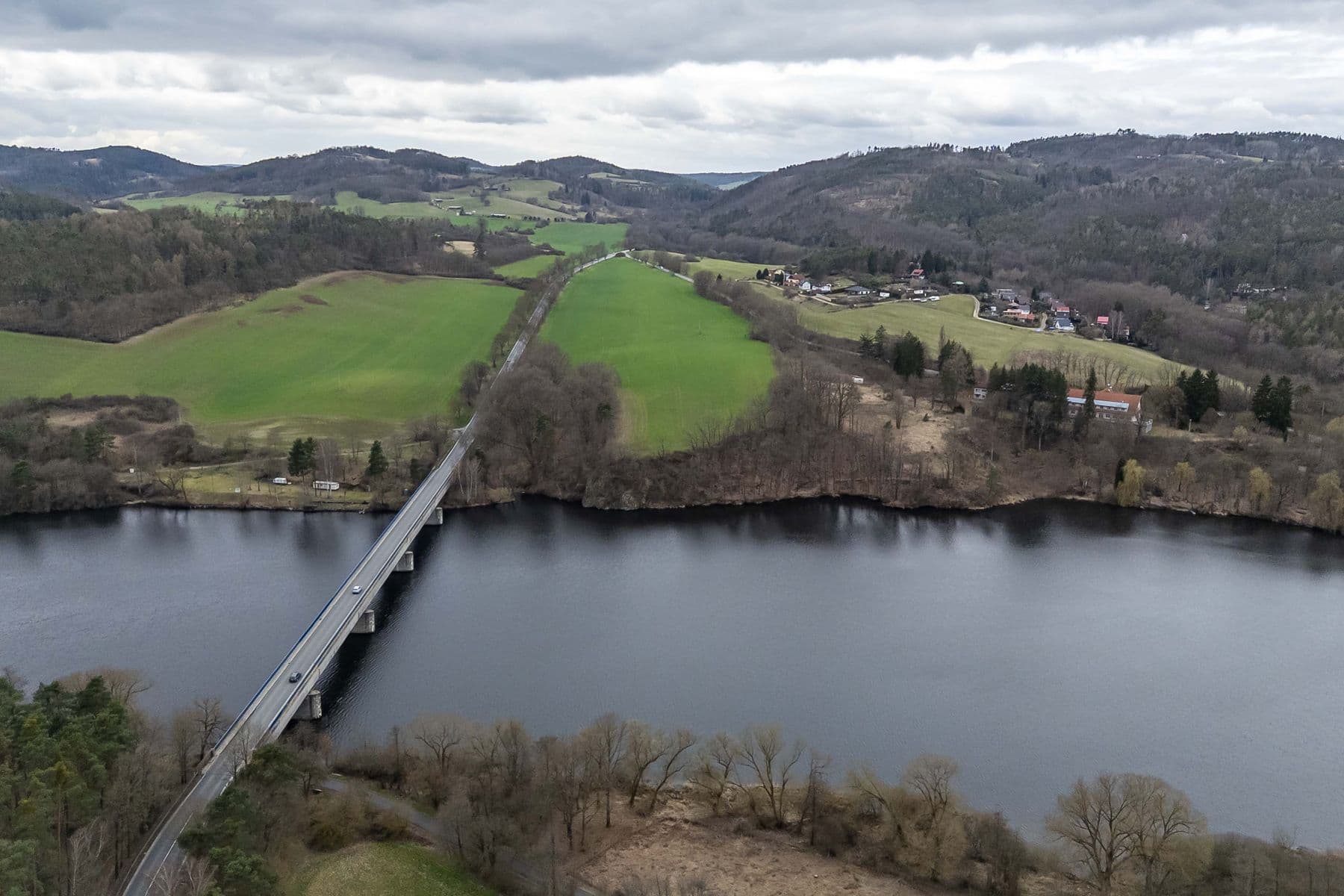 Predaj pozemku 34.543 m², Hřiměždice, Středočeský kraj Predaj pozemku 34.543 m², Hřiměždice, Středočeský kraj