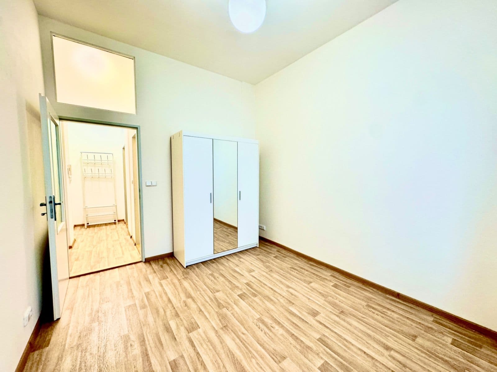 Prenájom bytu 2-izbový 33 m², Na Královce, Praha, Praha Prenájom bytu 2-izbový 33 m², Na Královce, Praha, Praha