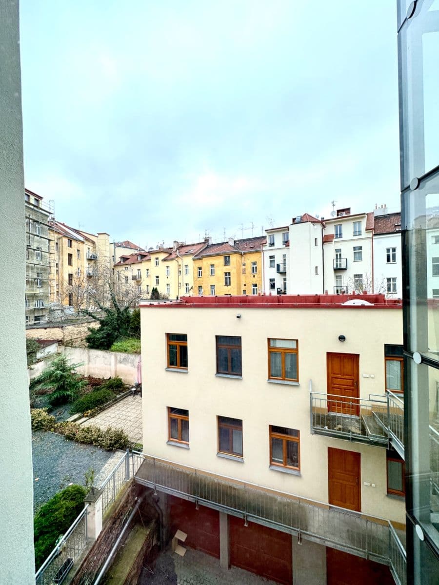 Prenájom bytu 2-izbový 33 m², Na Královce, Praha, Praha Prenájom bytu 2-izbový 33 m², Na Královce, Praha, Praha