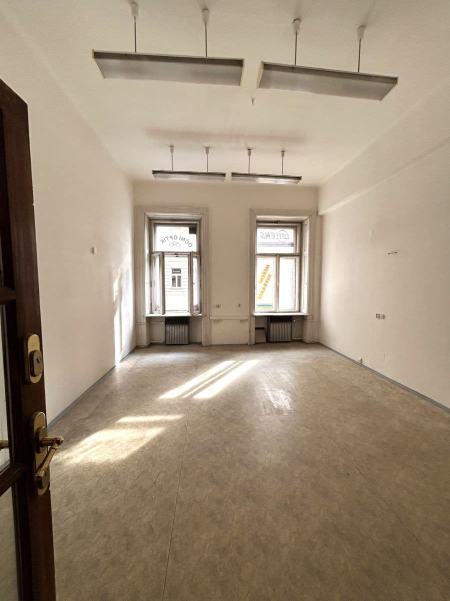 Prenájom nebytového priestoru 25 m², Sokolská, Praha, Praha Prenájom nebytového priestoru 25 m², Sokolská, Praha, Praha