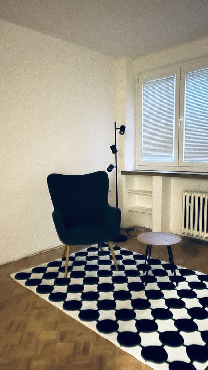 Prenájom bytu 1-izbový 32 m², Santražiny, Zlín, Zlínský kraj Prenájom bytu 1-izbový 32 m², Santražiny, Zlín, Zlínský kraj