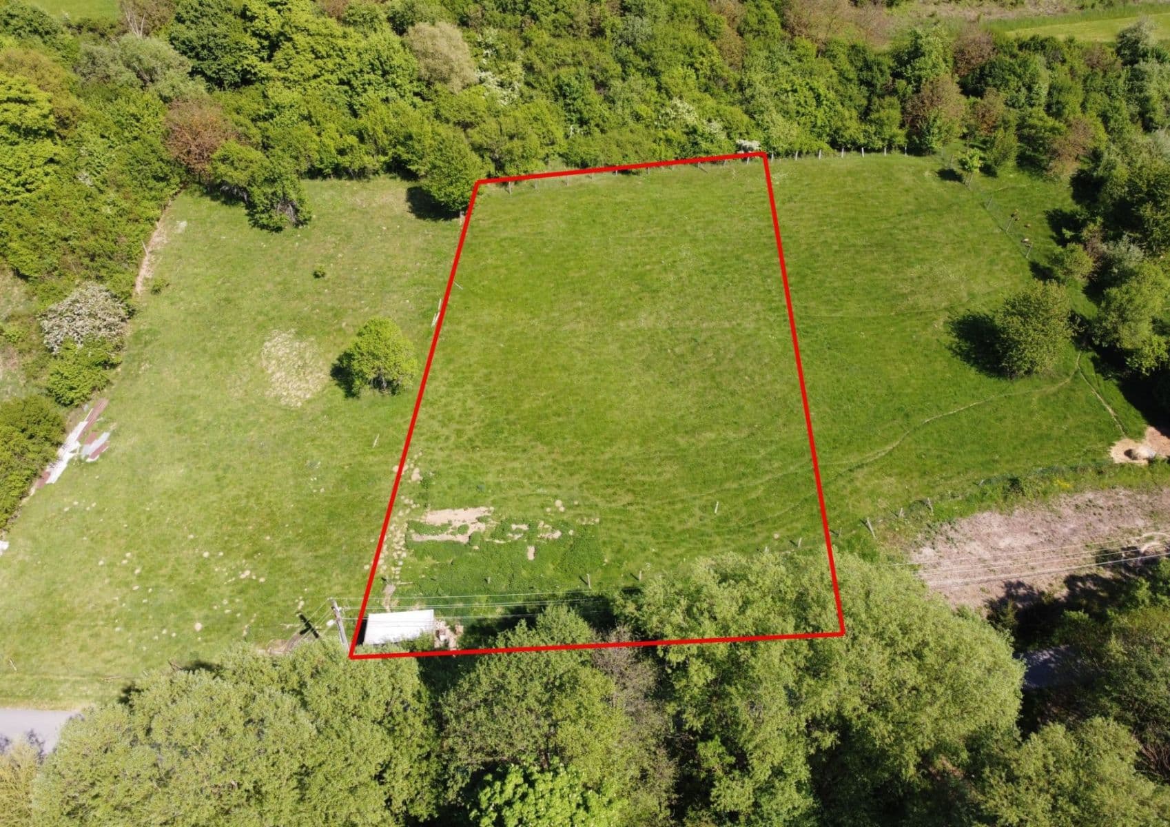 Predaj pozemku 2.010 m², V Drahách, Luhačovice, Zlínský kraj Predaj pozemku 2.010 m², V Drahách, Luhačovice, Zlínský kraj