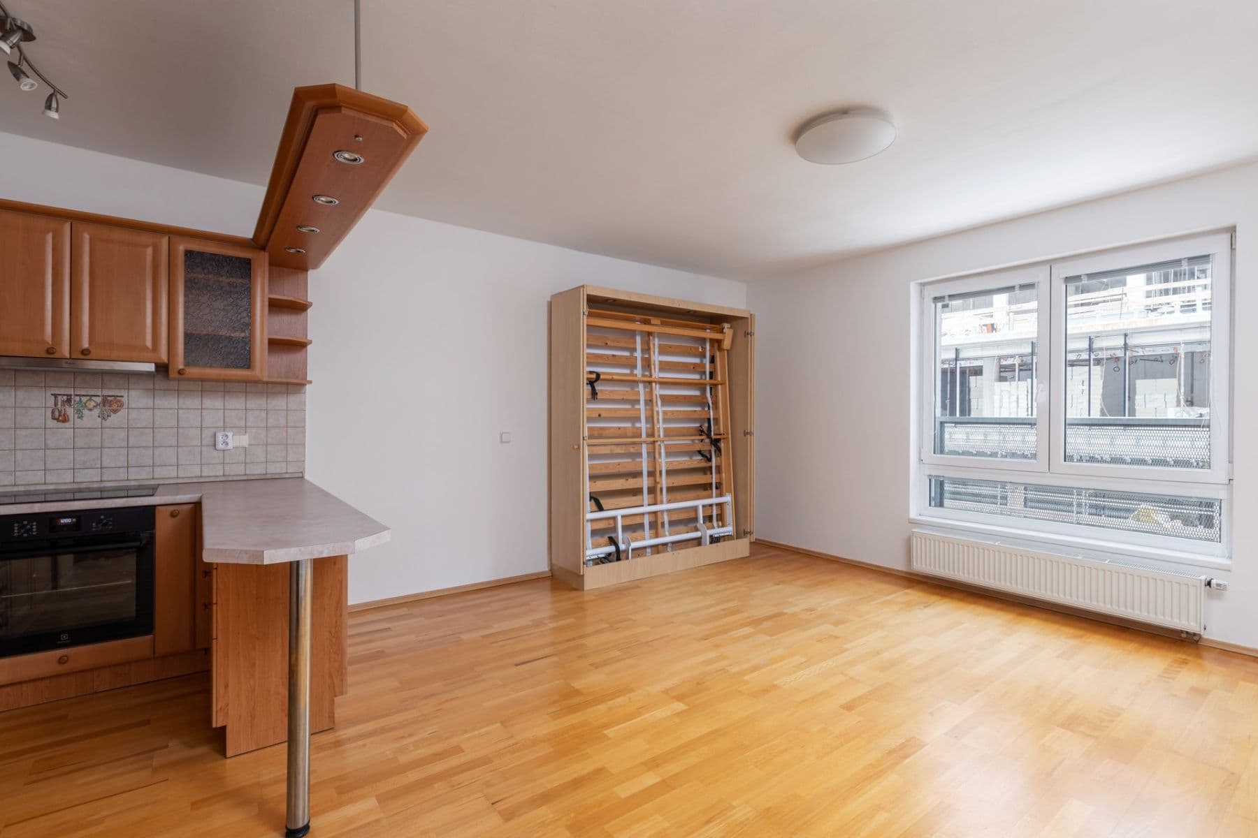 Prenájom bytu 1-izbový 39 m², Jemnická, Praha, Praha Prenájom bytu 1-izbový 39 m², Jemnická, Praha, Praha