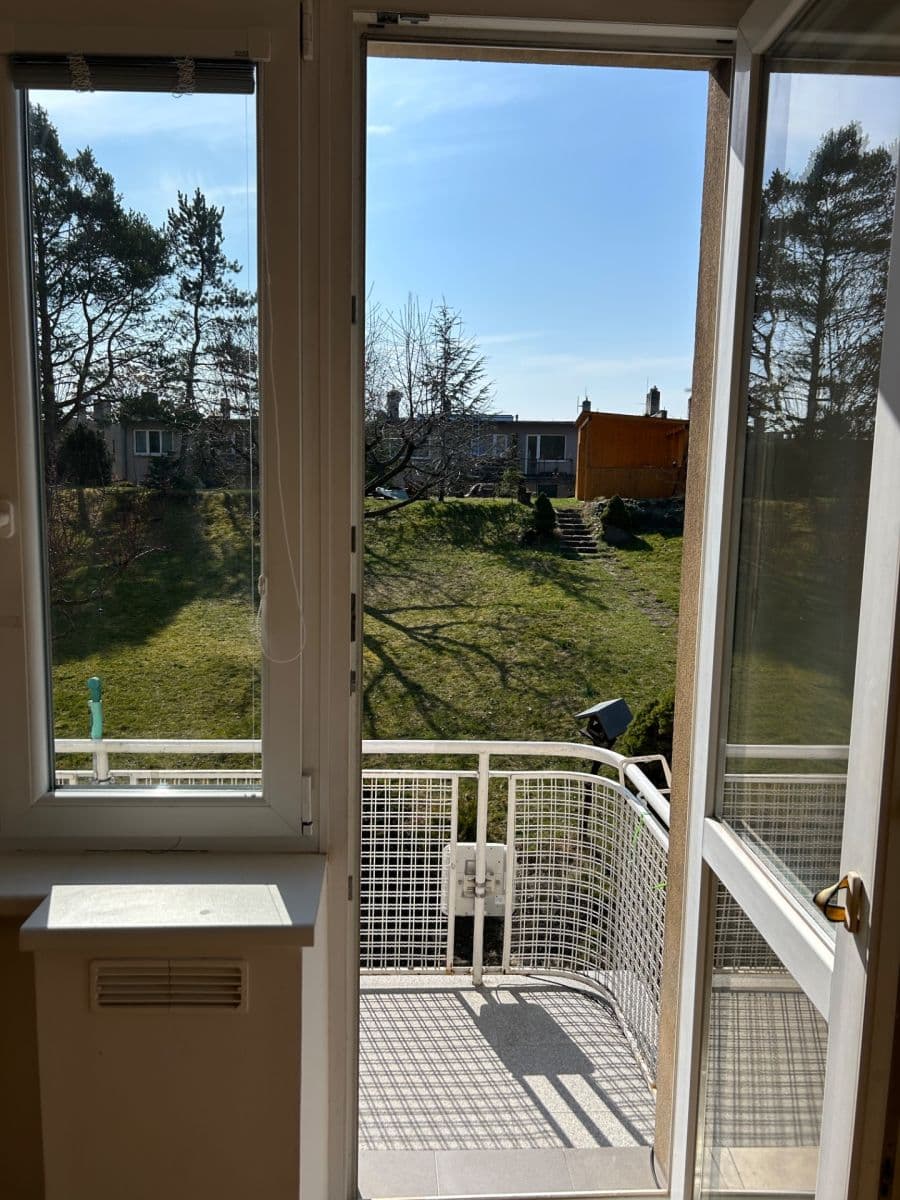 Prenájom bytu 1-izbový 34 m², Na Žvahově, Praha, Praha Prenájom bytu 1-izbový 34 m², Na Žvahově, Praha, Praha