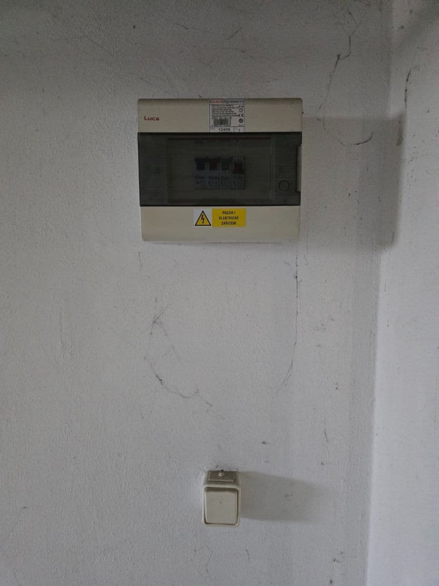 Predaj garáže 18 m², Zlín, Zlínský kraj Predaj garáže 18 m², Zlín, Zlínský kraj