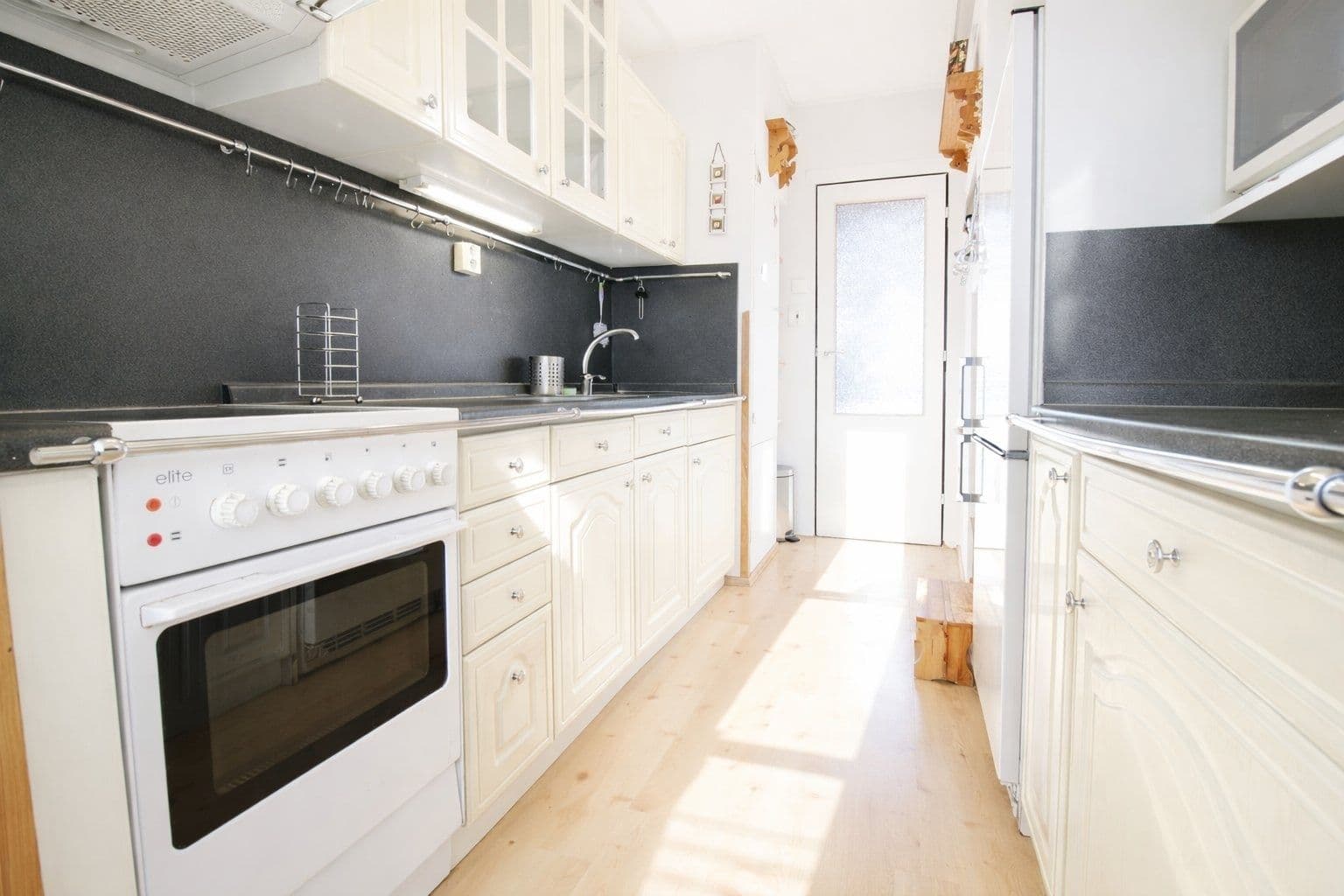 Prenájom bytu 3-izbový 73 m², Poznaňská, Praha, Praha Prenájom bytu 3-izbový 73 m², Poznaňská, Praha, Praha