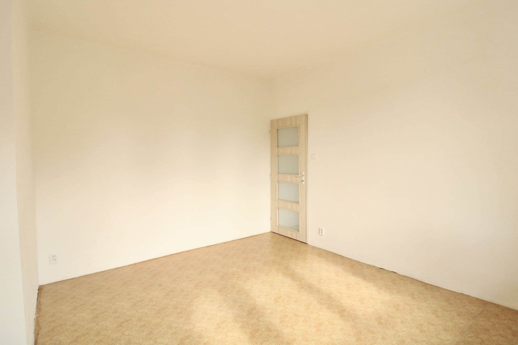 Prenájom bytu 2-izbový 45 m², Na Petřinách, Praha, Praha Prenájom bytu 2-izbový 45 m², Na Petřinách, Praha, Praha