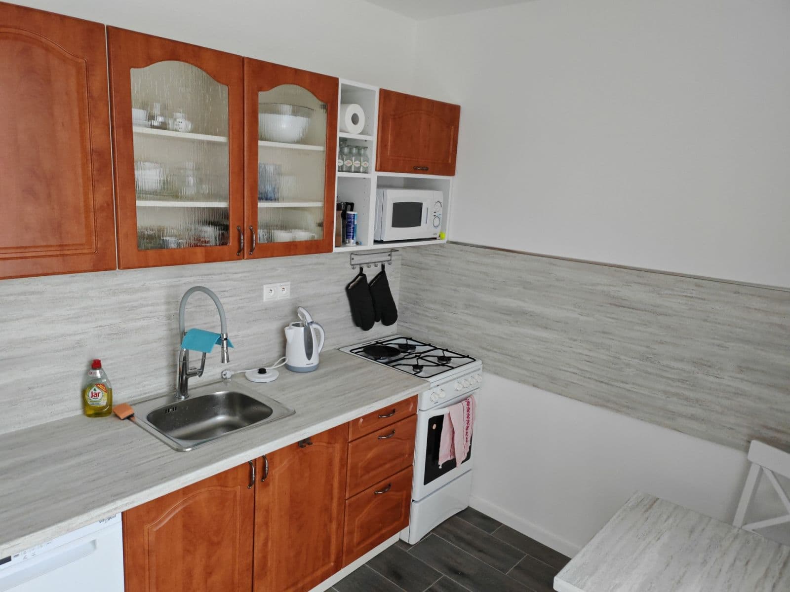 Prenájom bytu 2-izbový 49 m², Planét, Ružinov, Bratislavský kraj Prenájom bytu 2-izbový 49 m², Planét, Ružinov, Bratislavský kraj