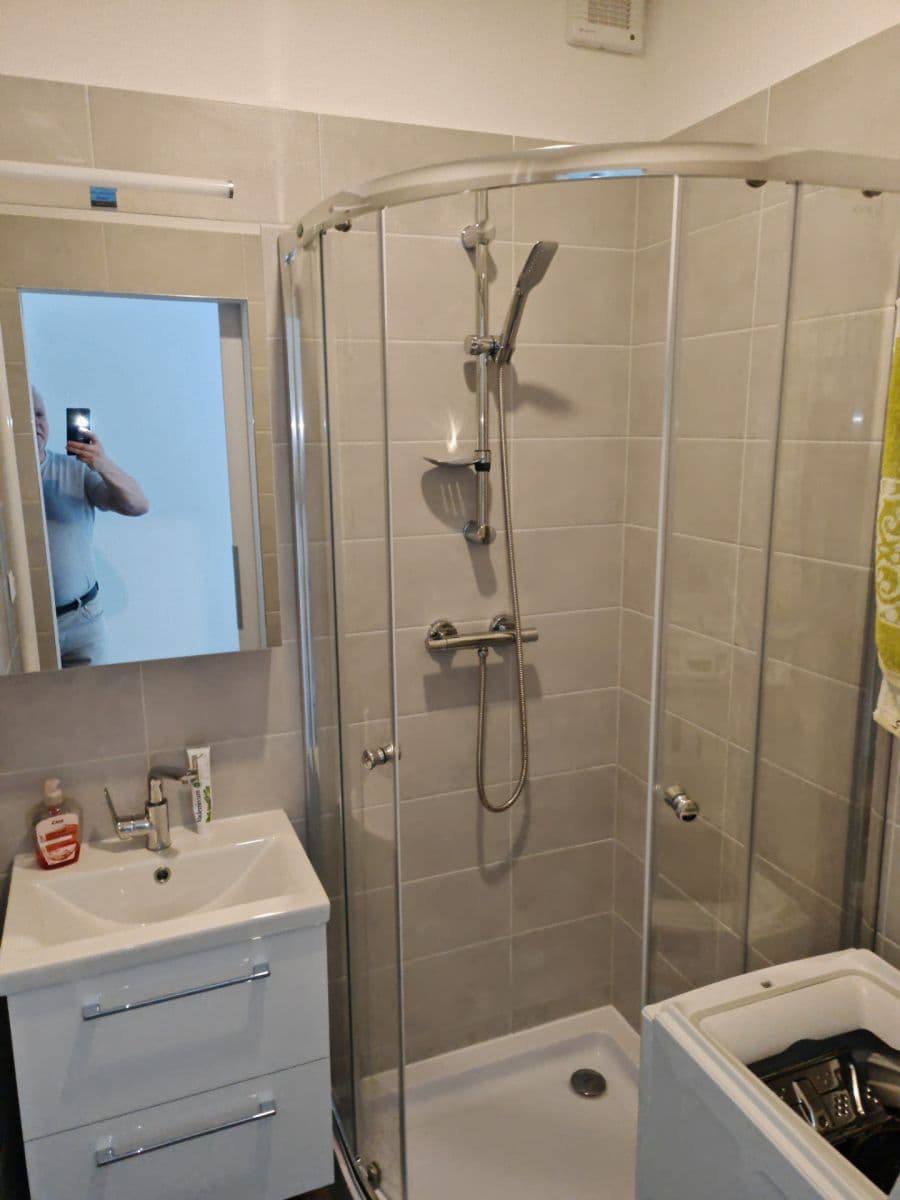 Prenájom bytu 2-izbový 49 m², Planét, Ružinov, Bratislavský kraj Prenájom bytu 2-izbový 49 m², Planét, Ružinov, Bratislavský kraj