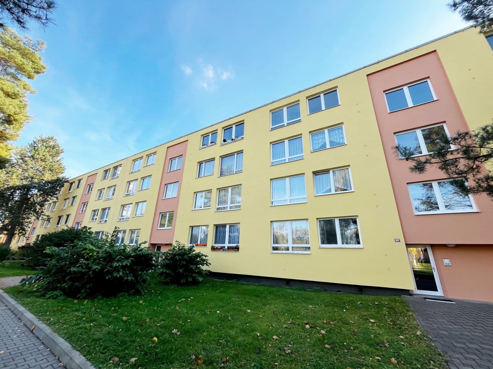 Prenájom bytu 3-izbový 59 m², Josefa Mánesa, Nymburk, Středočeský kraj Prenájom bytu 3-izbový 59 m², Josefa Mánesa, Nymburk, Středočeský kraj