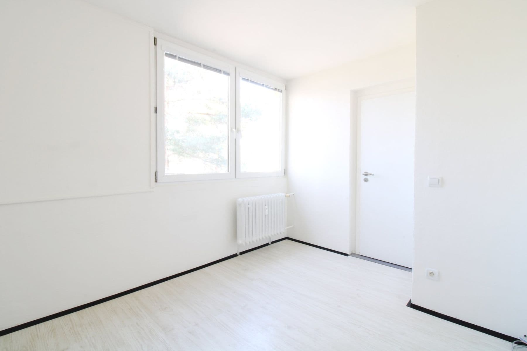 Prenájom bytu 3-izbový 59 m², Josefa Mánesa, Nymburk, Středočeský kraj Prenájom bytu 3-izbový 59 m², Josefa Mánesa, Nymburk, Středočeský kraj