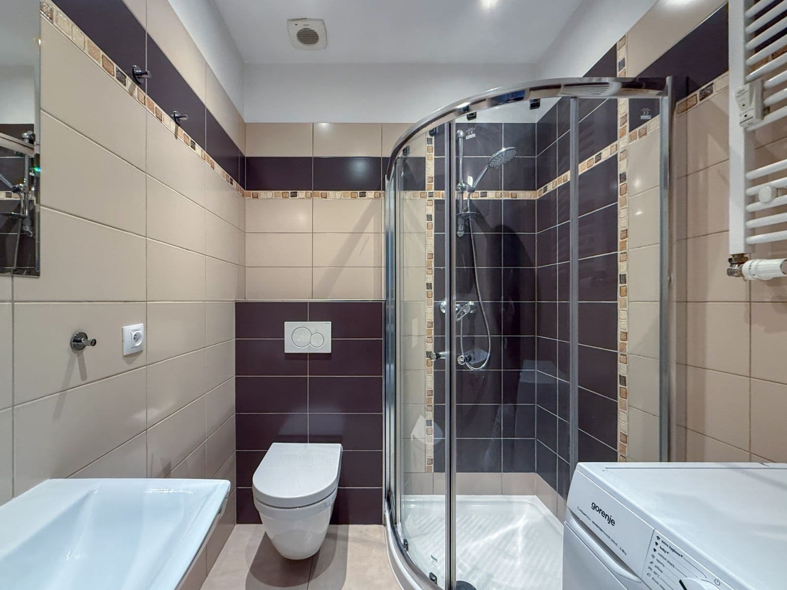 Prenájom bytu 1-izbový 29 m², Pod Labuťkou, Praha, Praha Prenájom bytu 1-izbový 29 m², Pod Labuťkou, Praha, Praha