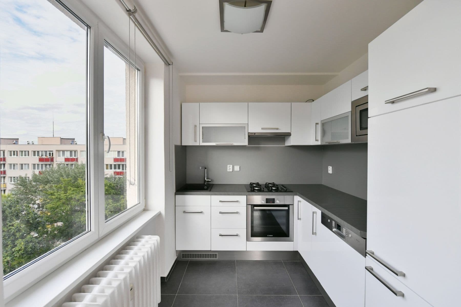 Prenájom bytu 2-izbový 53 m², Kafkova, Praha, Praha Prenájom bytu 2-izbový 53 m², Kafkova, Praha, Praha