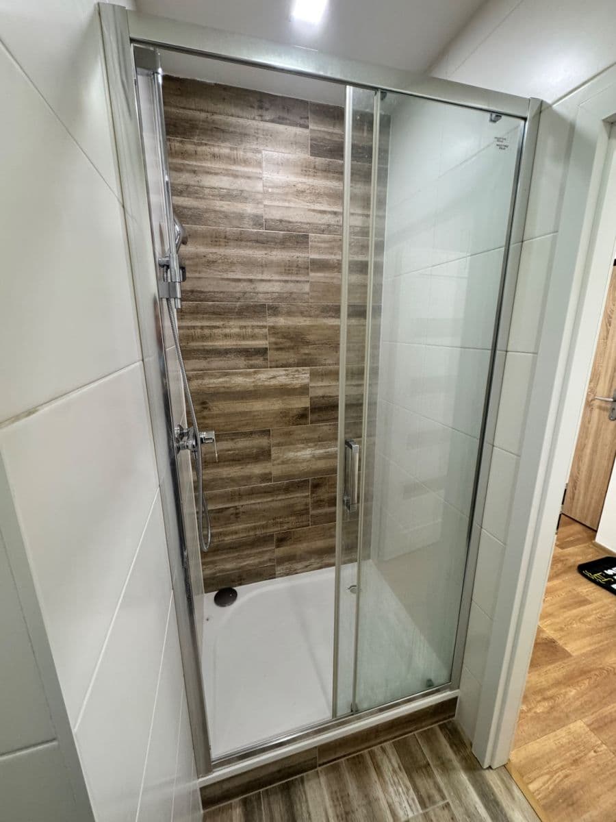 Prenájom bytu 1-izbový 38 m², Vincence Makovského, Ostrava, Moravskoslezský kraj Prenájom bytu 1-izbový 38 m², Vincence Makovského, Ostrava, Moravskoslezský kraj