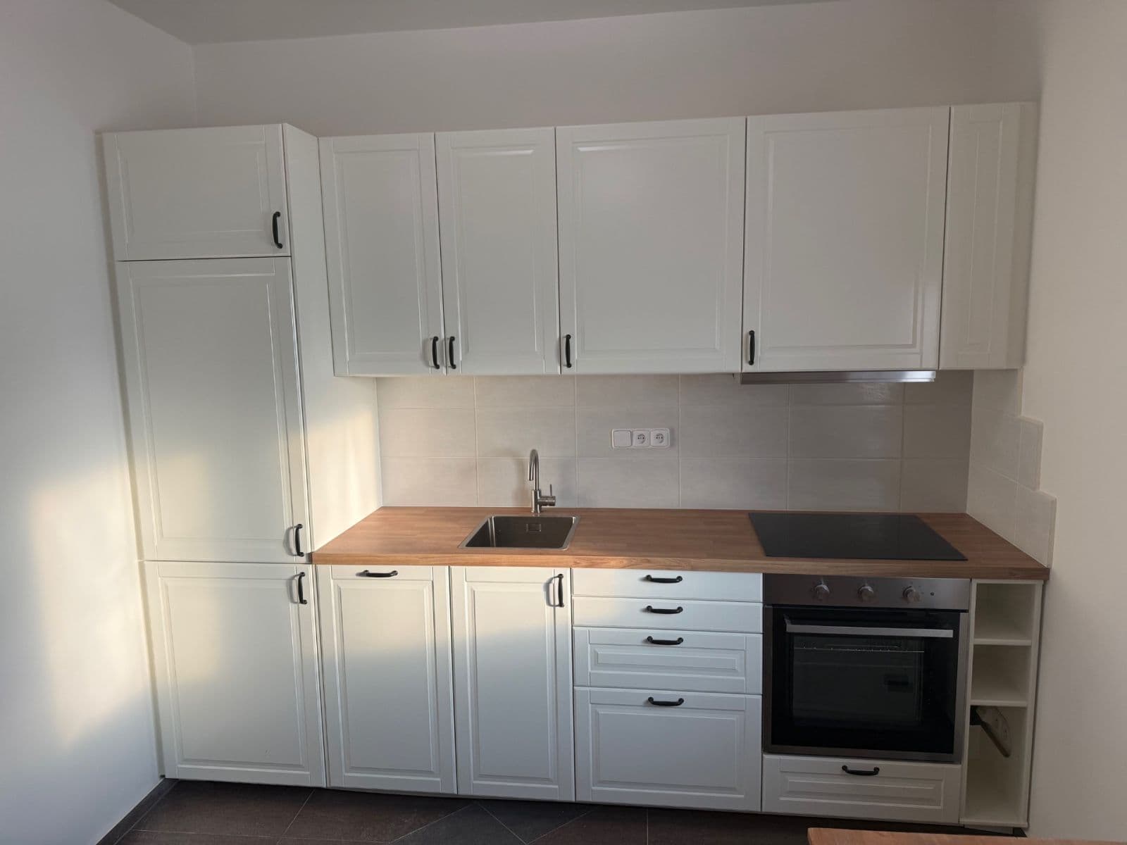 Prenájom bytu 2-izbový 50 m², Šperlova, Praha, Praha Prenájom bytu 2-izbový 50 m², Šperlova, Praha, Praha