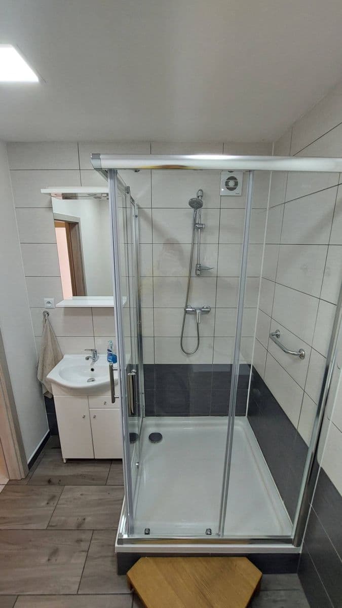 Prenájom bytu 3-izbový 77 m², J. Bendy, České Budějovice, Jihočeský kraj Prenájom bytu 3-izbový 77 m², J. Bendy, České Budějovice, Jihočeský kraj