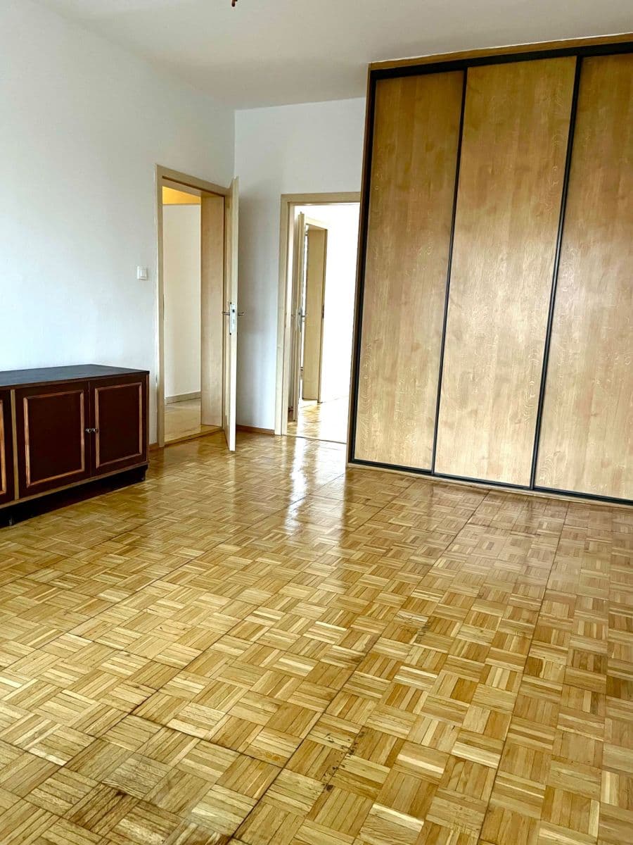 Prenájom bytu 2-izbový 55 m², Počernická, Praha, Praha Prenájom bytu 2-izbový 55 m², Počernická, Praha, Praha