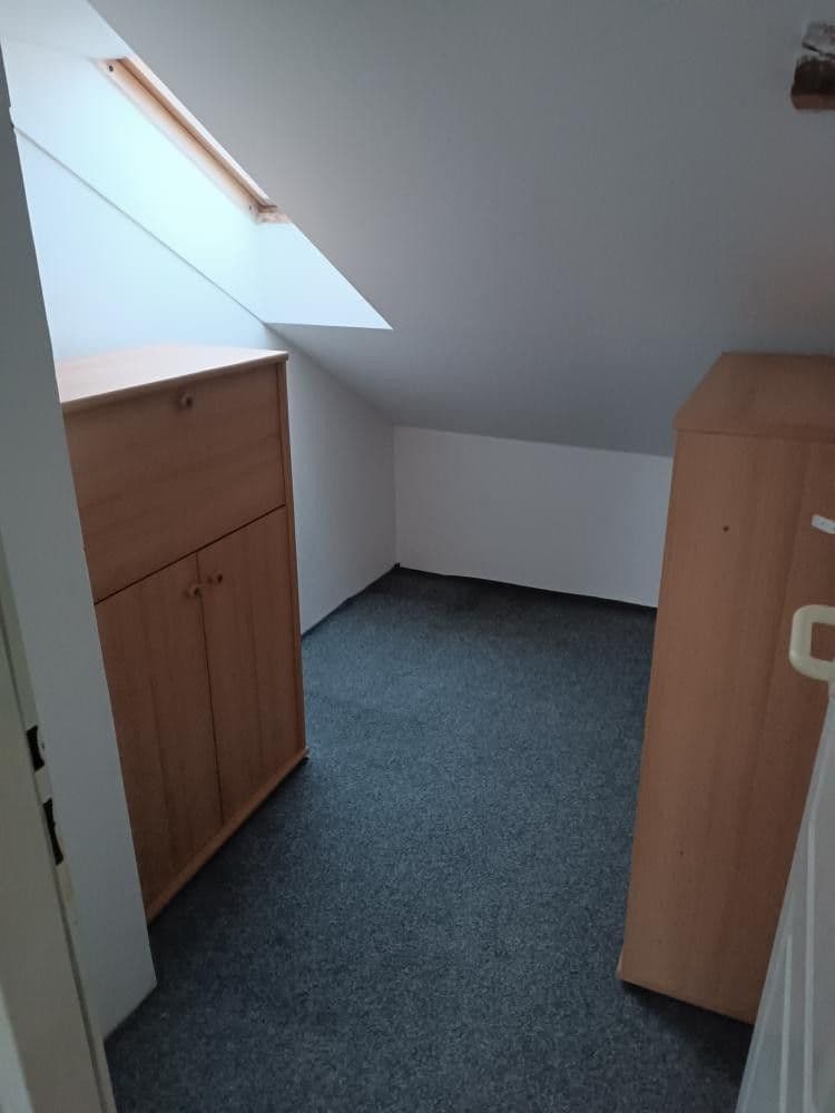 Prenájom bytu 1-izbový 45 m², Spojovací, Veltruby, Středočeský kraj Prenájom bytu 1-izbový 45 m², Spojovací, Veltruby, Středočeský kraj