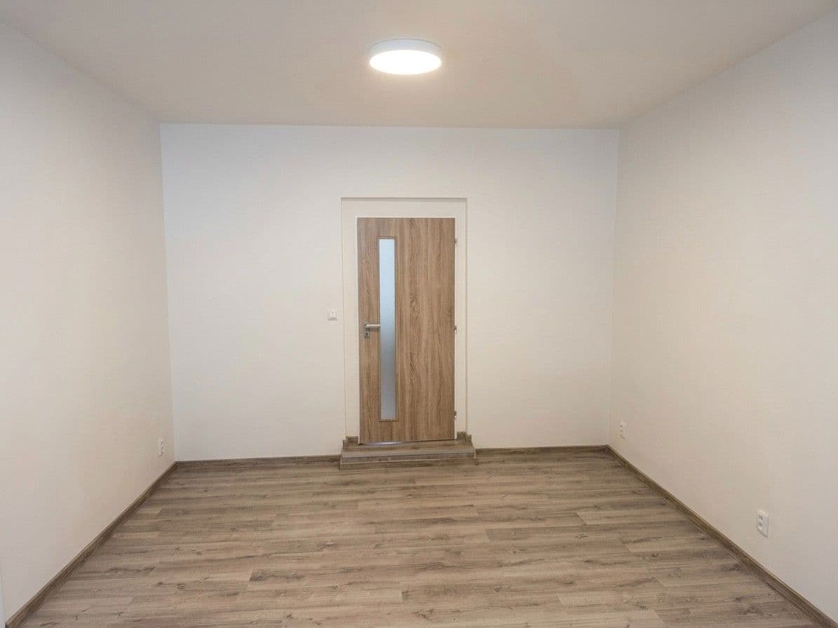 Predaj bytu 2-izbový 59 m², Svinařovská, Smečno, Středočeský kraj Predaj bytu 2-izbový 59 m², Svinařovská, Smečno, Středočeský kraj