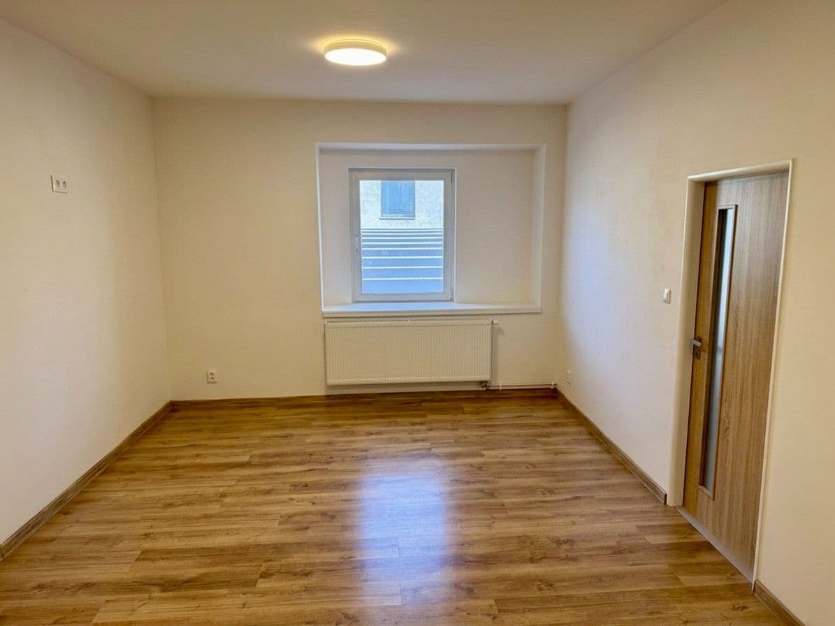 Predaj bytu 2-izbový 59 m², Svinařovská, Smečno, Středočeský kraj Predaj bytu 2-izbový 59 m², Svinařovská, Smečno, Středočeský kraj