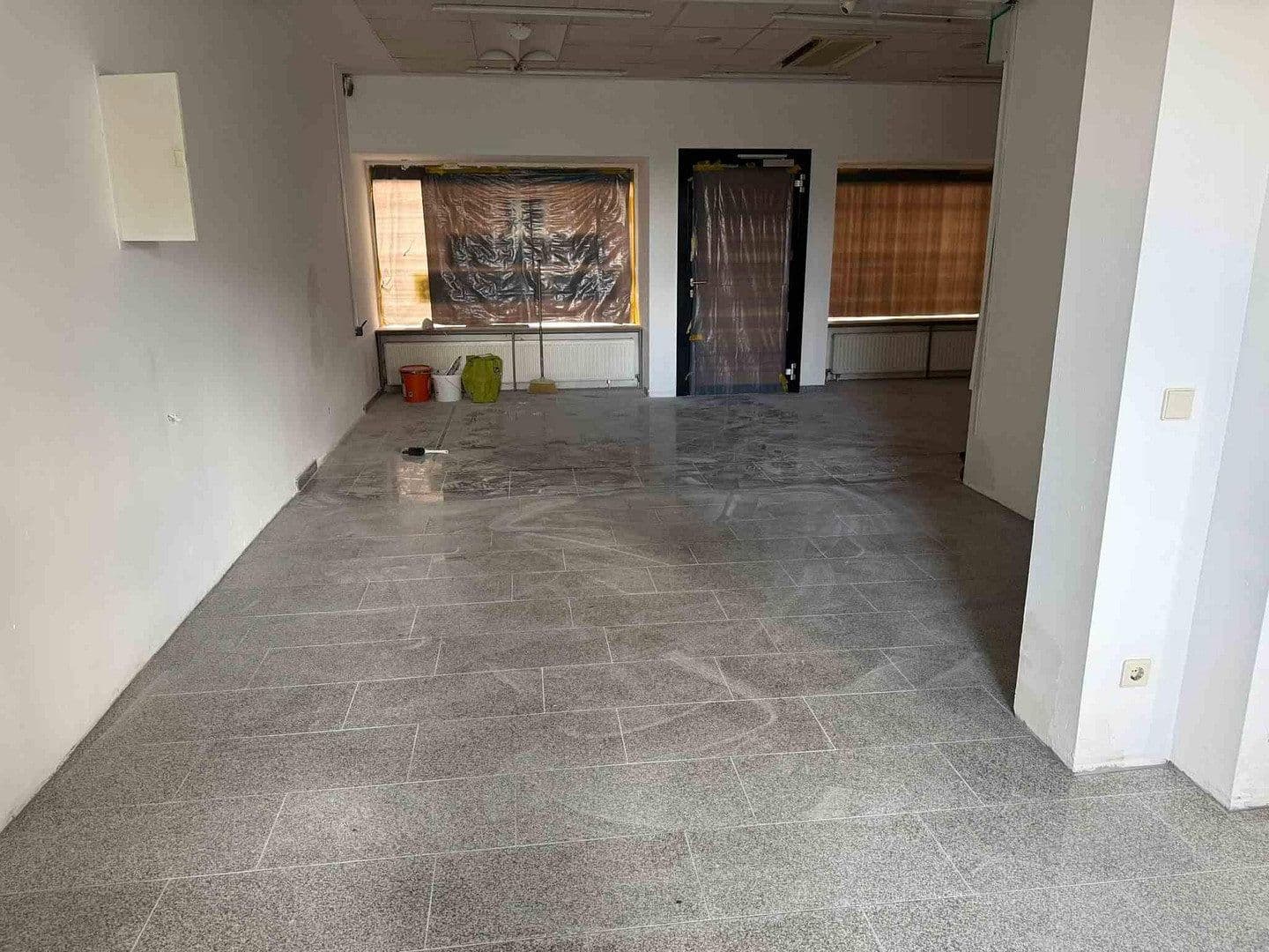 Prenájom kancelárie 80 m², Wienerstaße 488, Linz, Horné Rakúsko Prenájom kancelárie 80 m², Wienerstaße 488, Linz, Horné Rakúsko