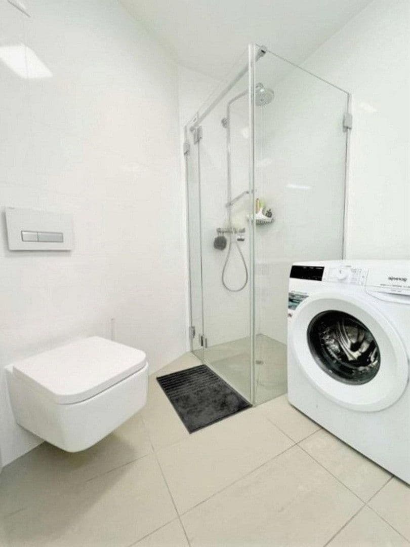 Prenájom bytu 1-izbový 35 m², Langstraße, Innsbruck, Tirolsko Prenájom bytu 1-izbový 35 m², Langstraße, Innsbruck, Tirolsko