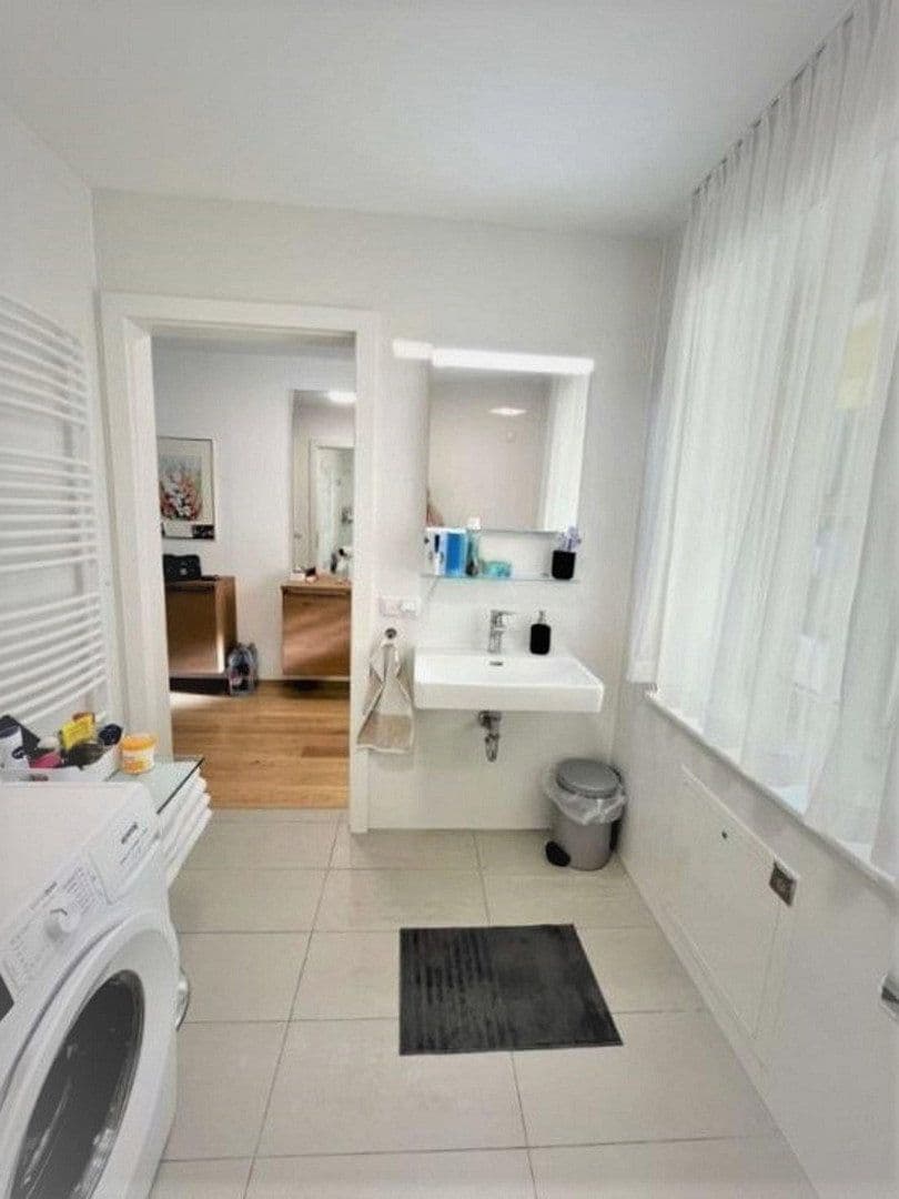 Prenájom bytu 1-izbový 35 m², Langstraße, Innsbruck, Tirolsko Prenájom bytu 1-izbový 35 m², Langstraße, Innsbruck, Tirolsko