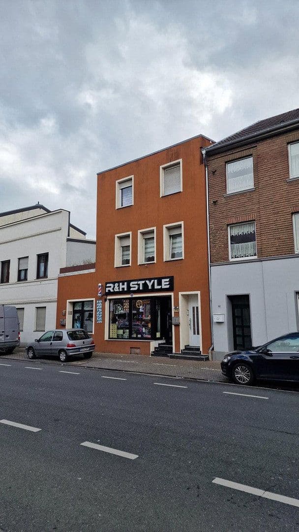 Prenájom domu 120 m², pozemek 300 m², Düren, Severné Porýnie - Westfálsko Prenájom domu 120 m², pozemek 300 m², Düren, Severné Porýnie - Westfálsko