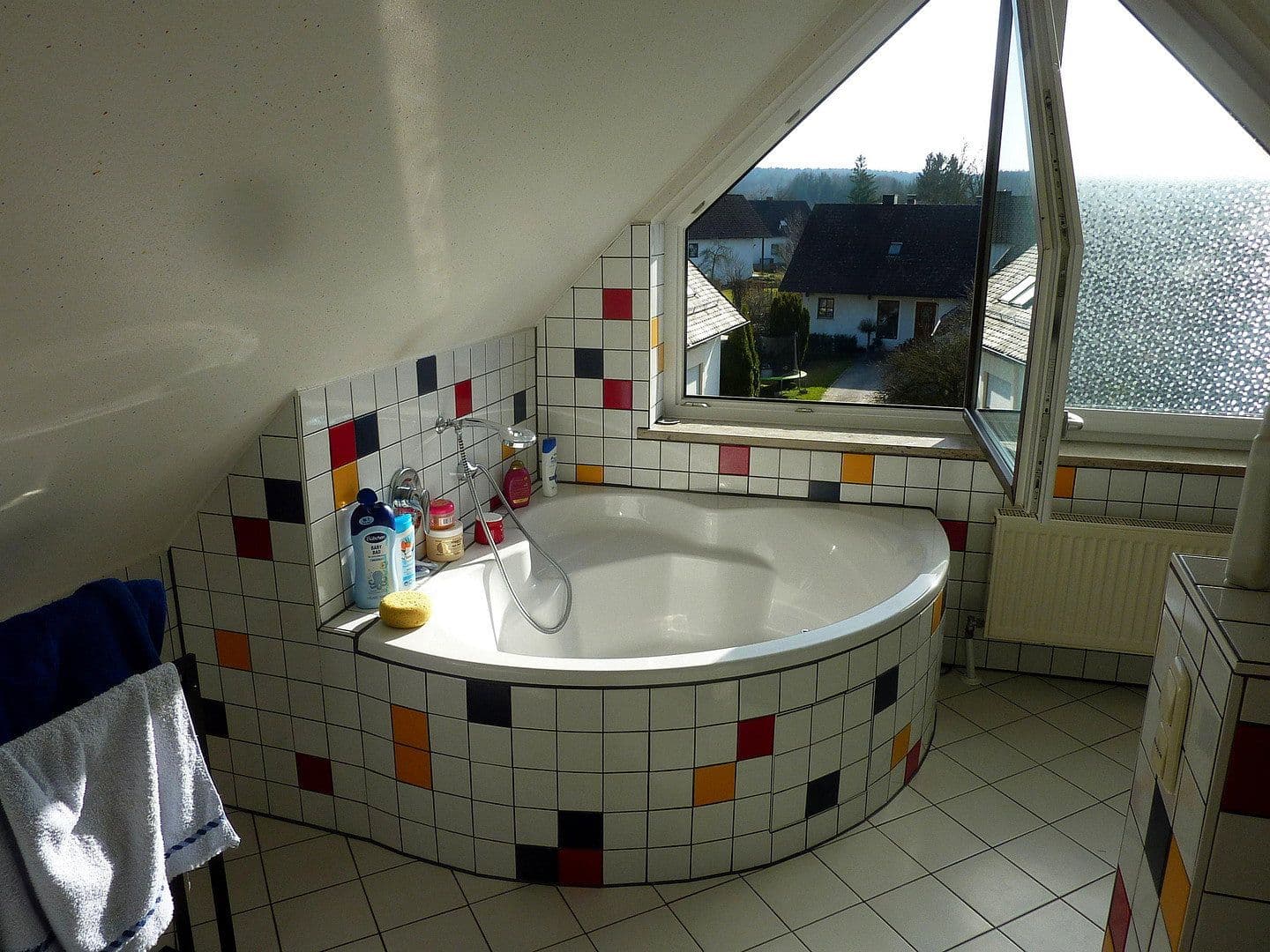 Predaj domu 202 m², pozemek 896 m², Auenkofener Str. 35, Abensberg, Bavorsko Predaj domu 202 m², pozemek 896 m², Auenkofener Str. 35, Abensberg, Bavorsko