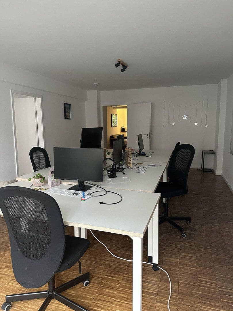 Prenájom kancelárie 100 m², München, Bavorsko Prenájom kancelárie 100 m², München, Bavorsko