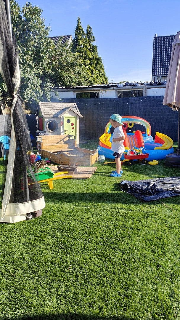 Predaj domu 130 m², pozemek 915 m², Schwerdtfegerstr. 18D, Salzgitter, Dolné Sasko Predaj domu 130 m², pozemek 915 m², Schwerdtfegerstr. 18D, Salzgitter, Dolné Sasko