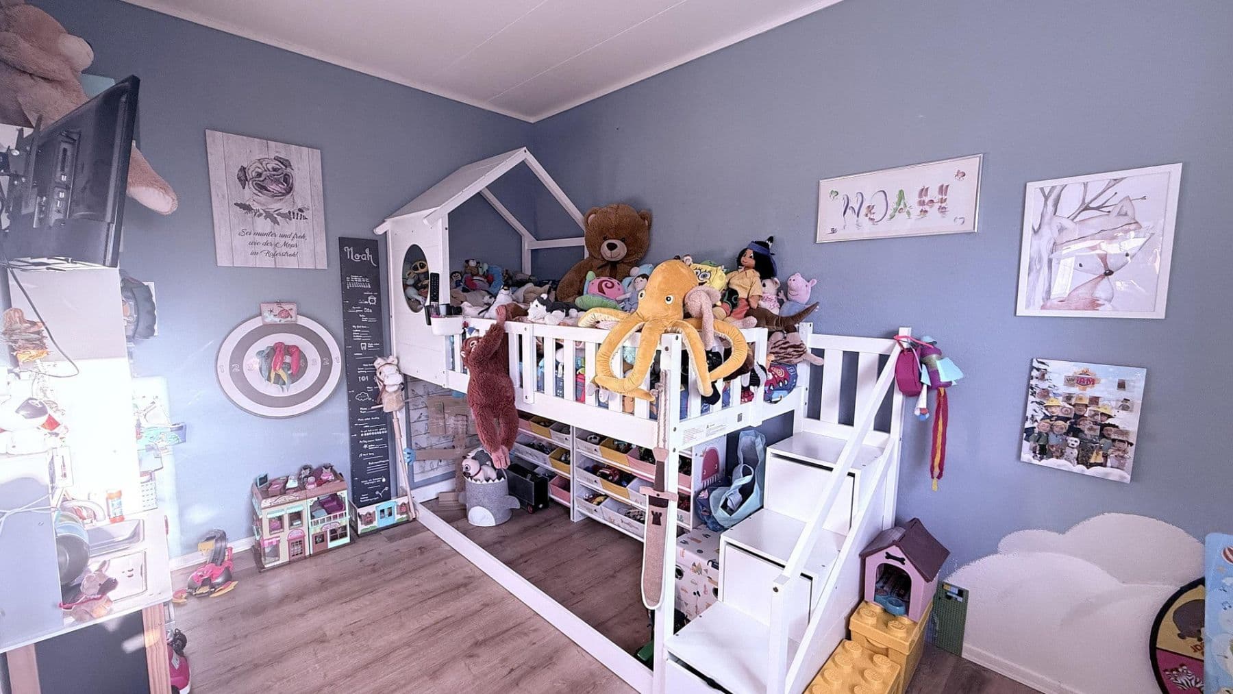 Predaj domu 130 m², pozemek 915 m², Schwerdtfegerstr. 18D, Salzgitter, Dolné Sasko Predaj domu 130 m², pozemek 915 m², Schwerdtfegerstr. 18D, Salzgitter, Dolné Sasko