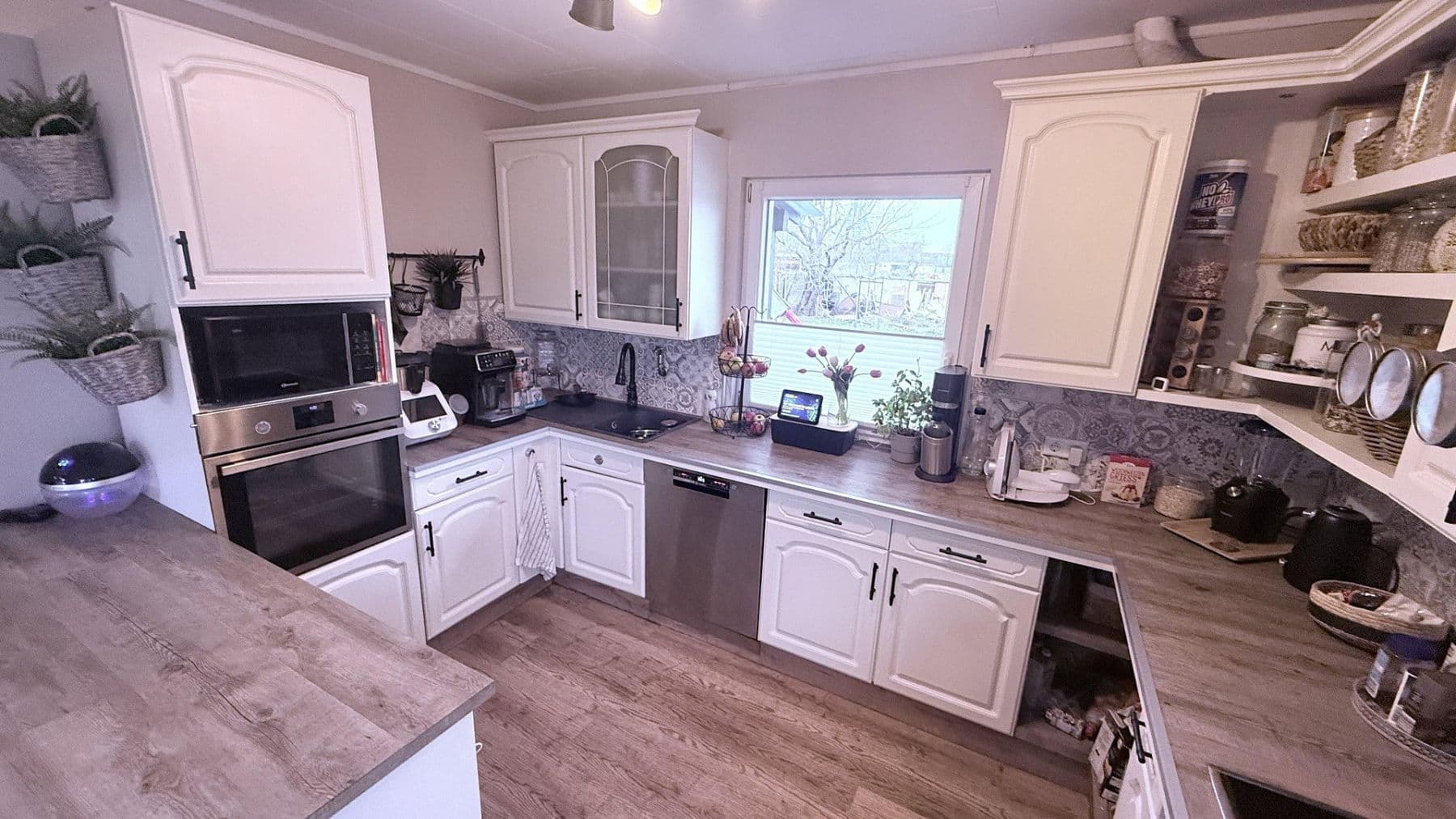 Predaj domu 130 m², pozemek 915 m², Schwerdtfegerstr. 18D, Salzgitter, Dolné Sasko Predaj domu 130 m², pozemek 915 m², Schwerdtfegerstr. 18D, Salzgitter, Dolné Sasko