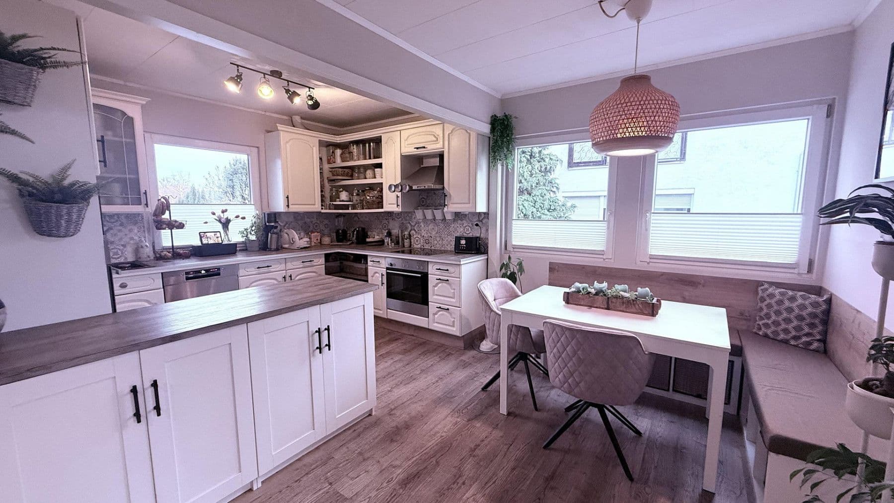 Predaj domu 130 m², pozemek 915 m², Schwerdtfegerstr. 18D, Salzgitter, Dolné Sasko Predaj domu 130 m², pozemek 915 m², Schwerdtfegerstr. 18D, Salzgitter, Dolné Sasko