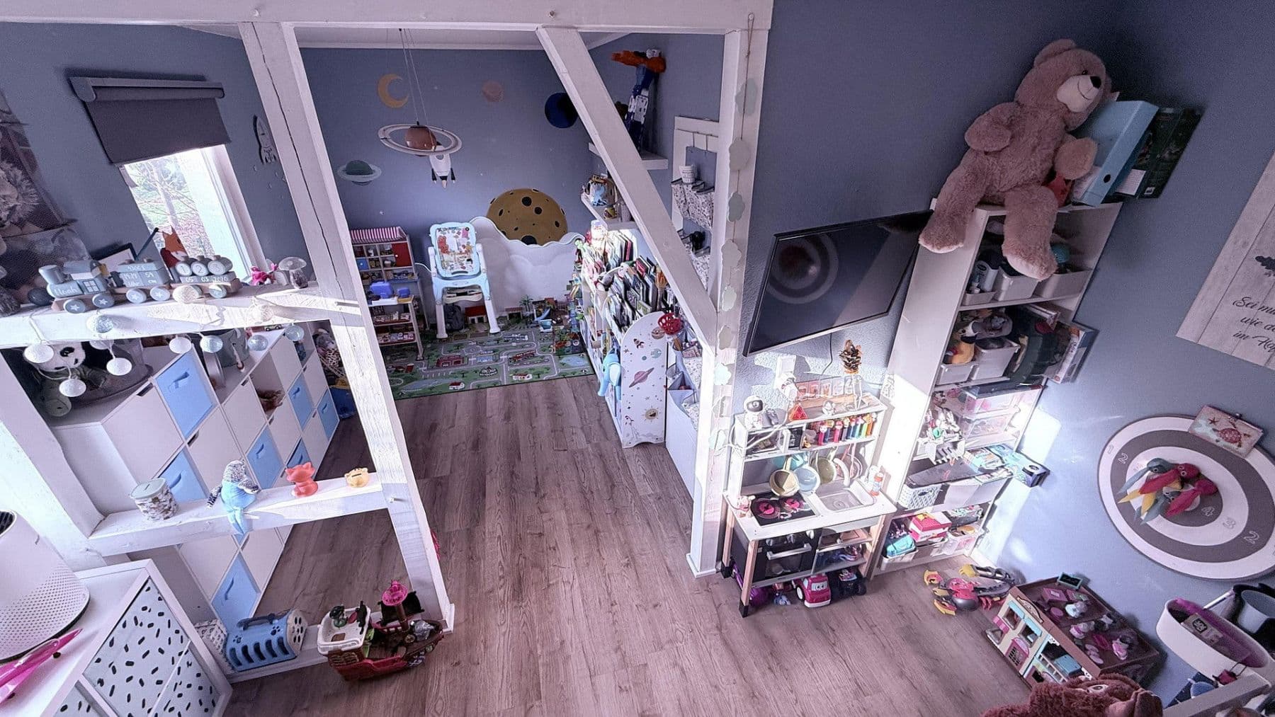 Predaj domu 130 m², pozemek 915 m², Schwerdtfegerstr. 18D, Salzgitter, Dolné Sasko Predaj domu 130 m², pozemek 915 m², Schwerdtfegerstr. 18D, Salzgitter, Dolné Sasko