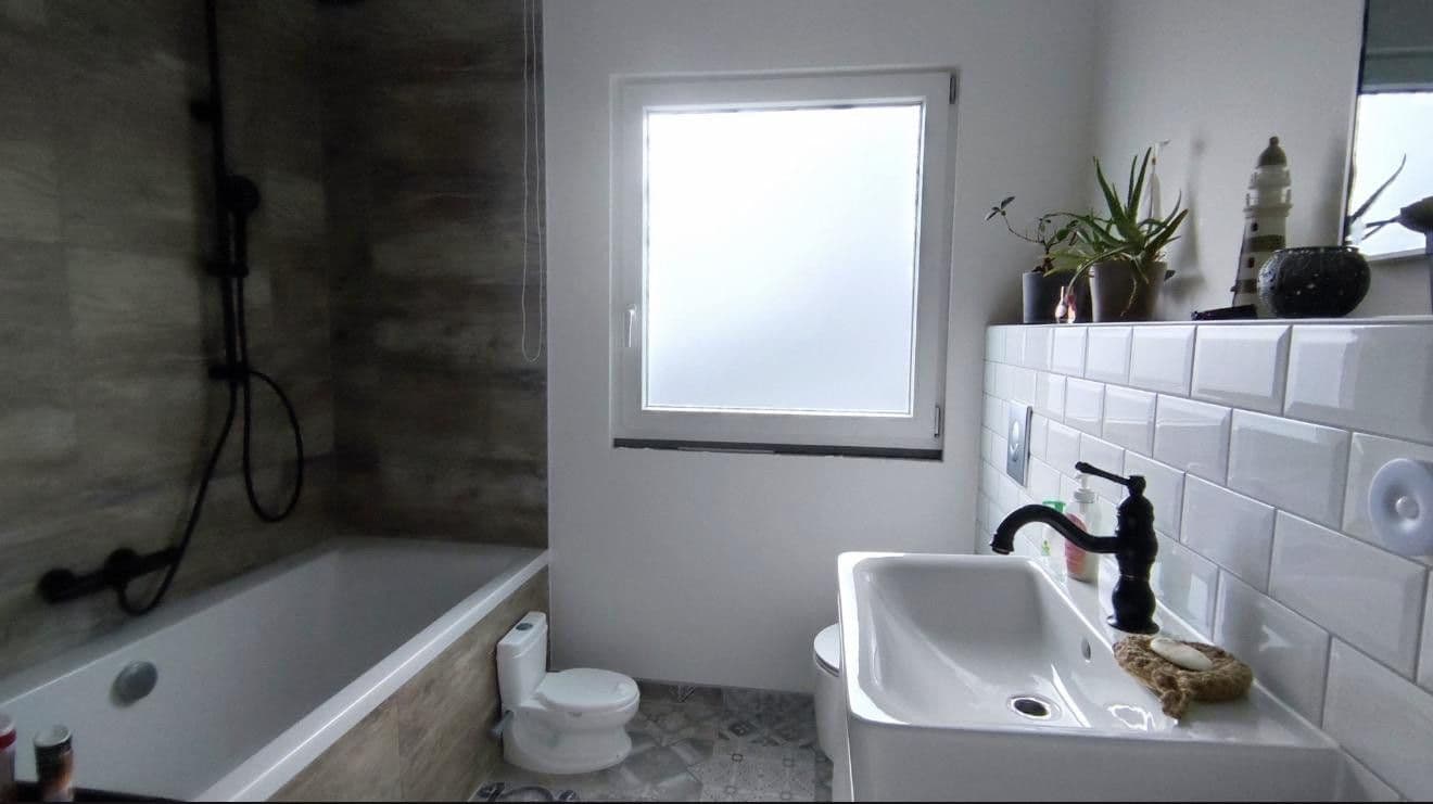 Predaj domu 130 m², pozemek 915 m², Schwerdtfegerstr. 18D, Salzgitter, Dolné Sasko Predaj domu 130 m², pozemek 915 m², Schwerdtfegerstr. 18D, Salzgitter, Dolné Sasko