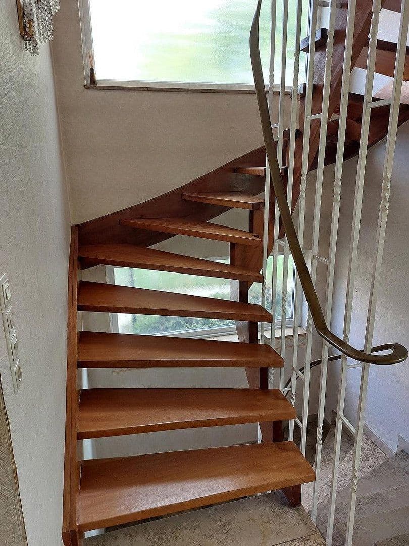 Predaj domu 189 m², pozemek 560 m², Sachsenstraße 16, Darmstadt, Hesensko Predaj domu 189 m², pozemek 560 m², Sachsenstraße 16, Darmstadt, Hesensko