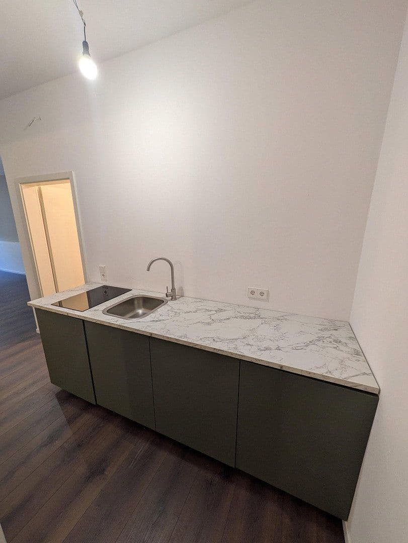 Prenájom kancelárie 60 m², Rotebühlstrasse 108, Stuttgart West, Bádensko-Wurttembersko Prenájom kancelárie 60 m², Rotebühlstrasse 108, Stuttgart West, Bádensko-Wurttembersko