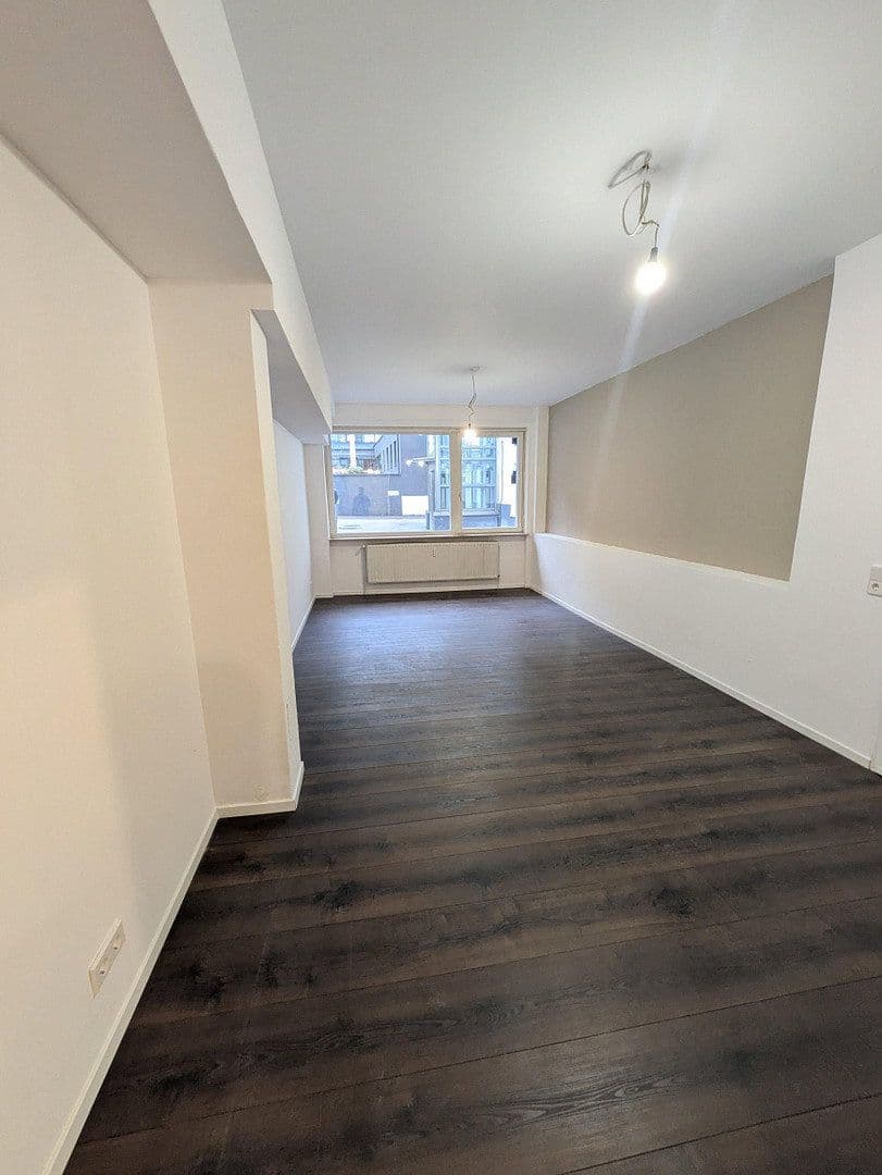Prenájom kancelárie 60 m², Rotebühlstrasse 108, Stuttgart West, Bádensko-Wurttembersko Prenájom kancelárie 60 m², Rotebühlstrasse 108, Stuttgart West, Bádensko-Wurttembersko