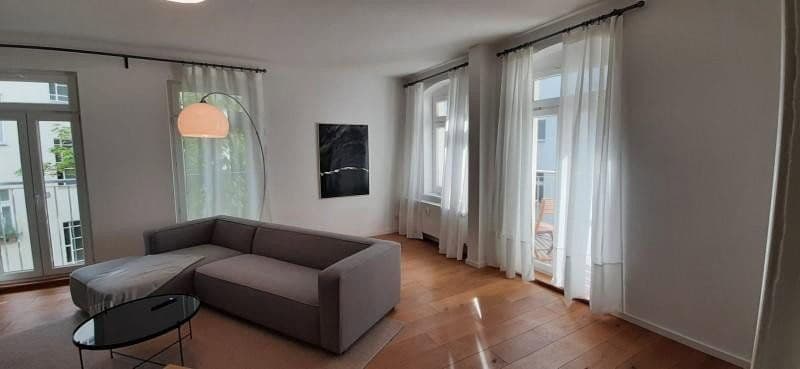 Prenájom bytu 2-izbový 83 m², Fritz-Reuter-Str.3, Berlin, Berlín Prenájom bytu 2-izbový 83 m², Fritz-Reuter-Str.3, Berlin, Berlín