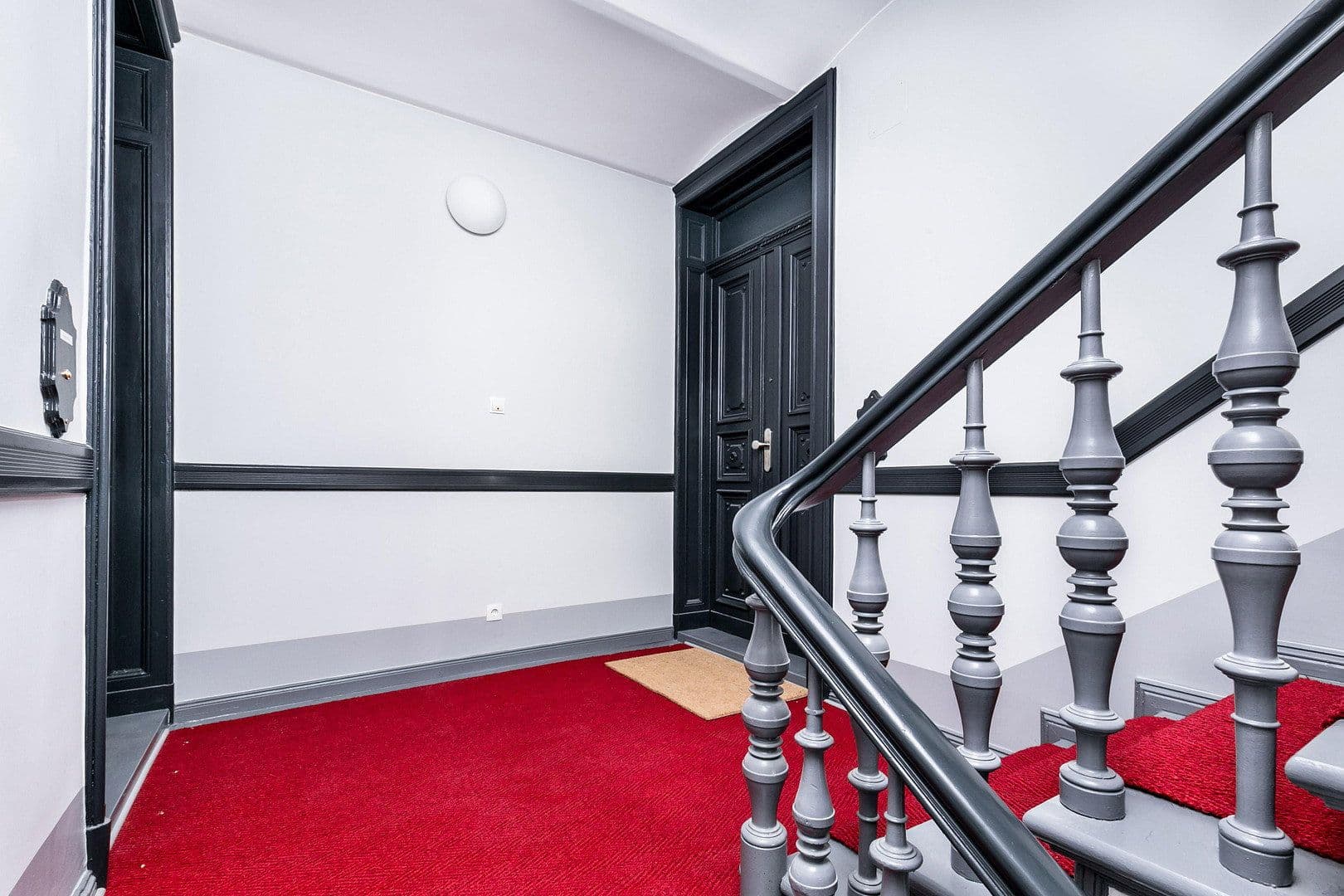 Prenájom bytu 2-izbový 83 m², Fritz-Reuter-Str.3, Berlin, Berlín Prenájom bytu 2-izbový 83 m², Fritz-Reuter-Str.3, Berlin, Berlín