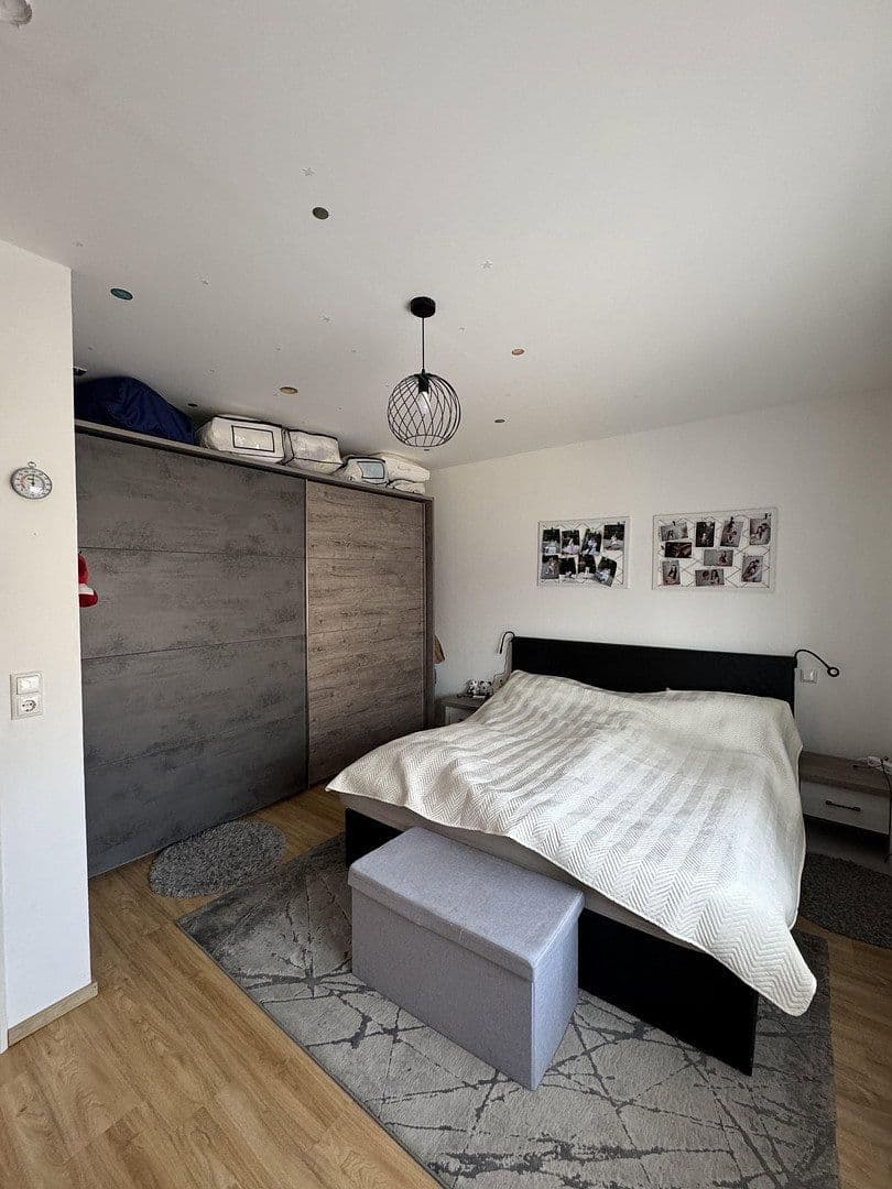 Prenájom bytu 3-izbový 125 m², Marktstraße 37a, Hutthurm, Bavorsko Prenájom bytu 3-izbový 125 m², Marktstraße 37a, Hutthurm, Bavorsko