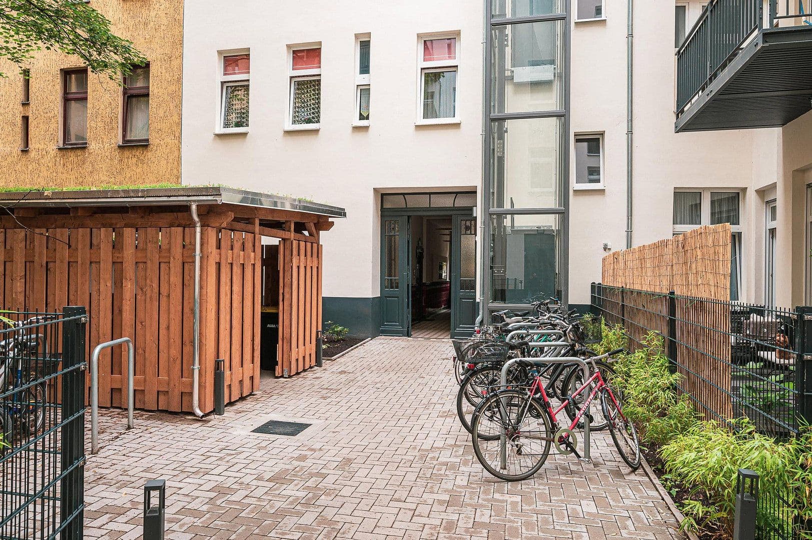 Prenájom bytu 2-izbový 55 m², Pascalstr. 4, Berlin, Berlín Prenájom bytu 2-izbový 55 m², Pascalstr. 4, Berlin, Berlín